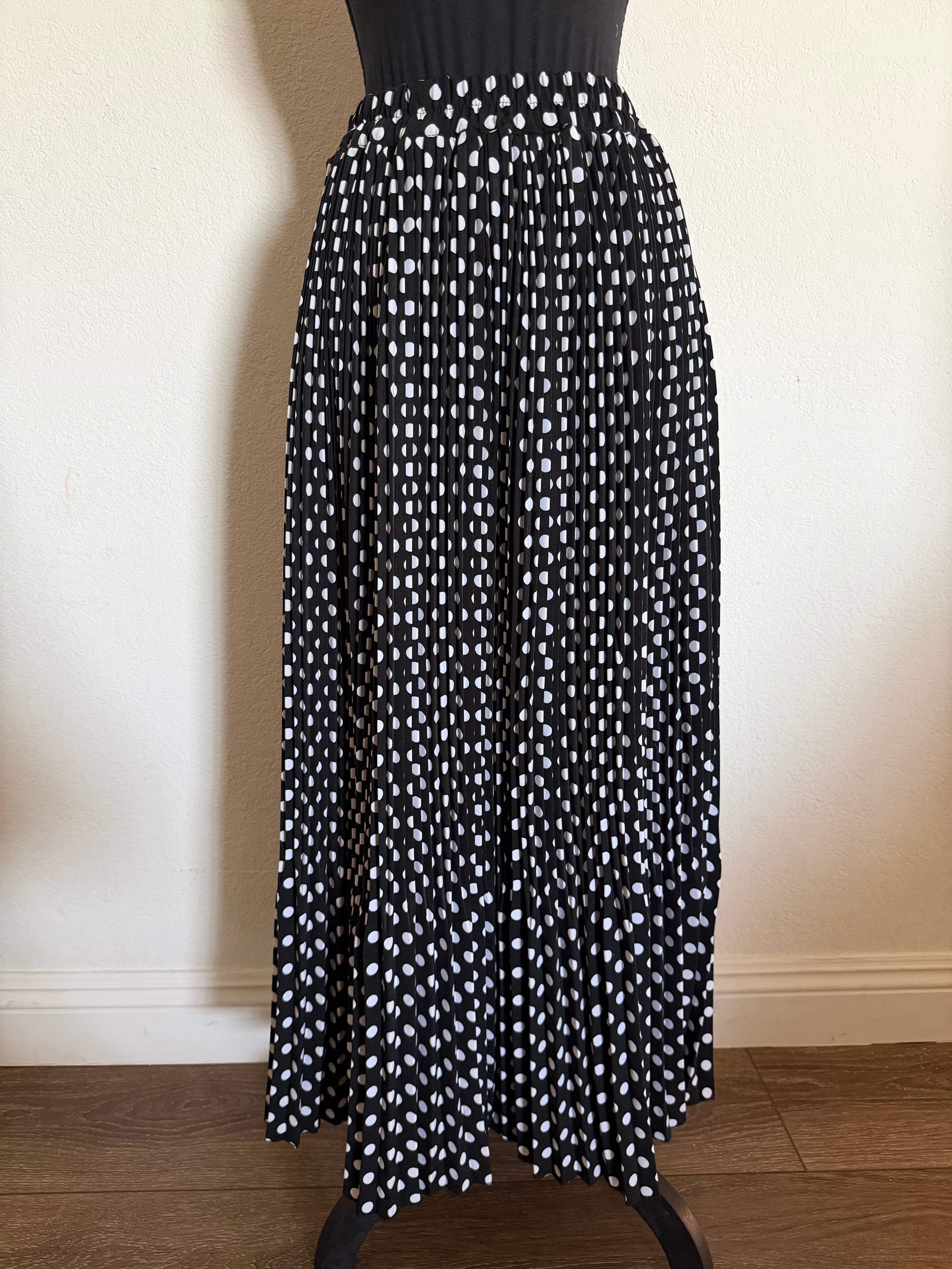Pleated Skirt with Divided Ends - Black with White Polka Dots