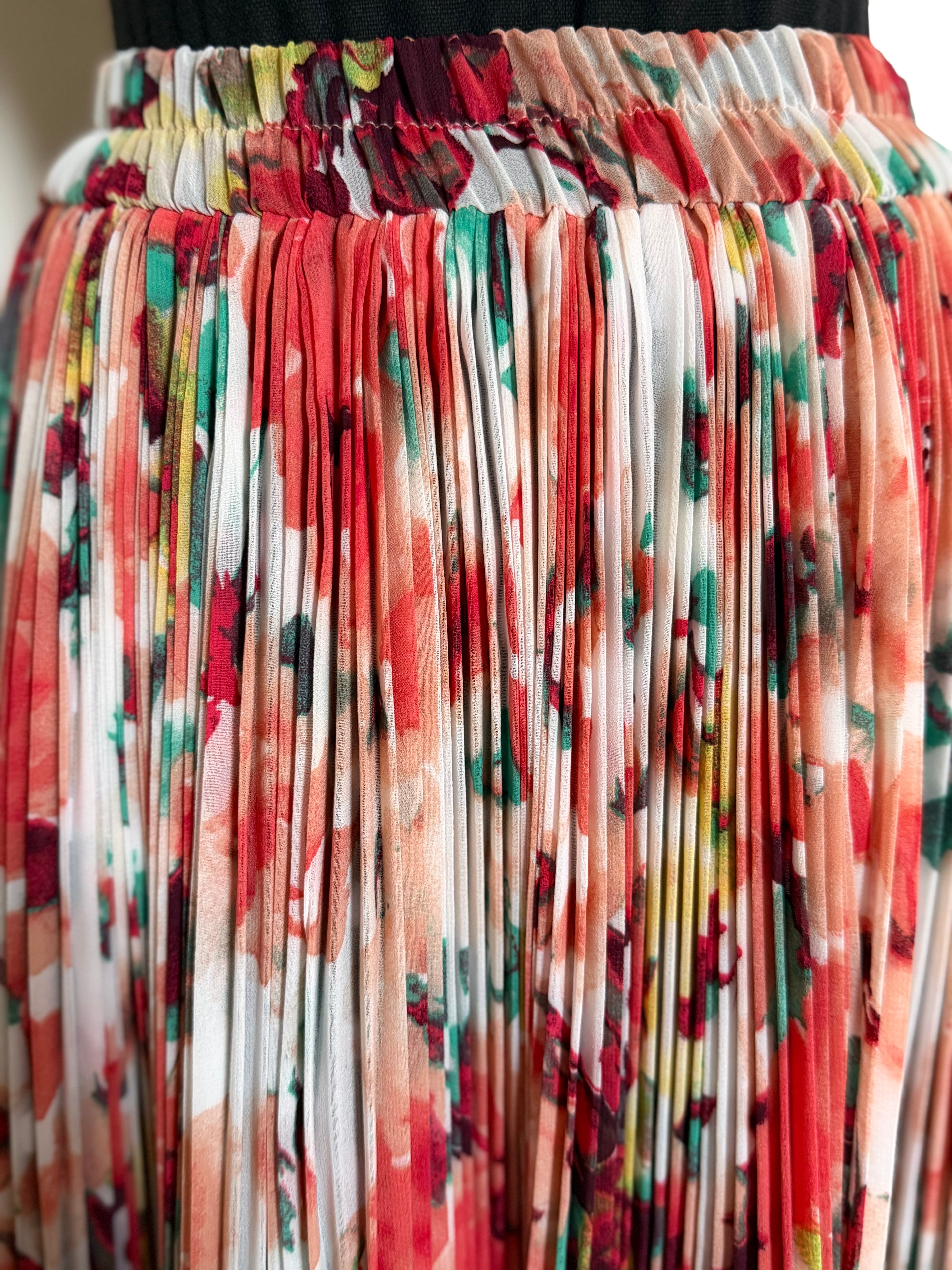 Pleated Skirt with Chevron Ends - Spring Flowers