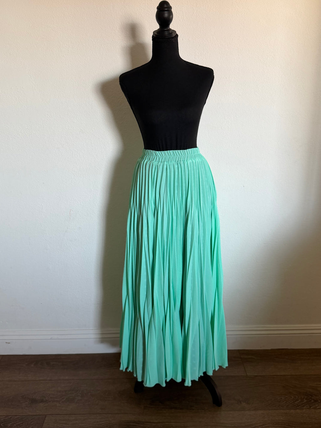 Circle Skirt with Razor Sunray Pleats - Aqua with White Dots